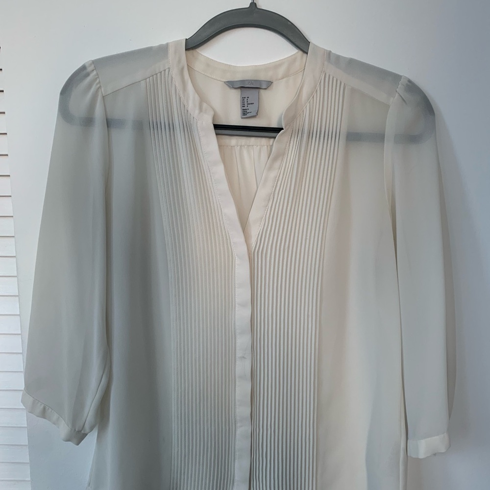 H&M Cream Blouse with Puff Sleeves and Pleated Design